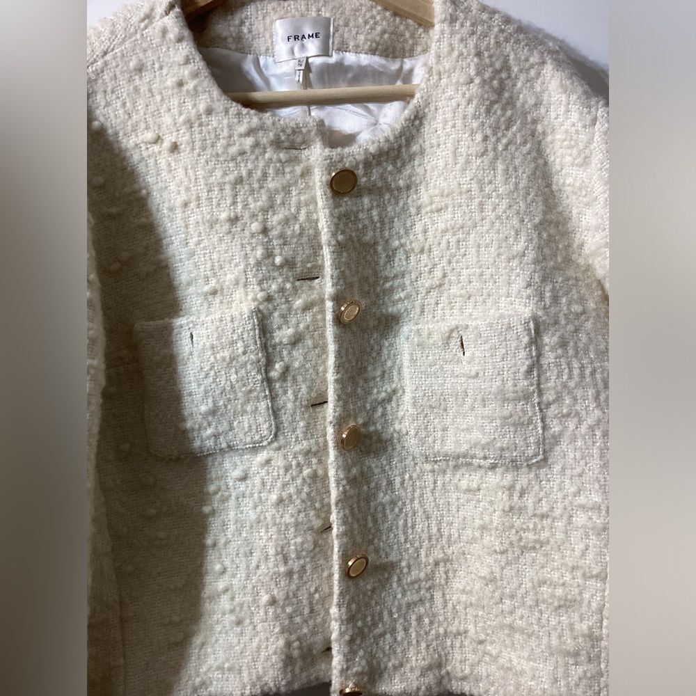 Frame Cropped cotton-blend bouclé-tweed jacket In Cream - Picture 8 of 17
